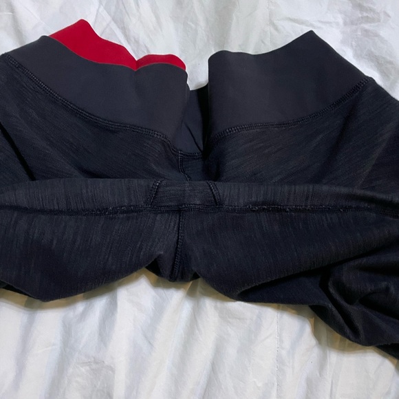 Lululemon pants, boot leg cut. - Picture 5 of 6